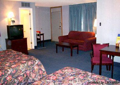 Sunflower Inn & Suites - Garden City Habitación foto