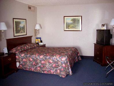 Sunflower Inn & Suites - Garden City Habitación foto